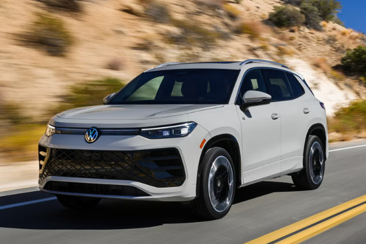 Rezervirajte testno vožnjo v AC Kondor